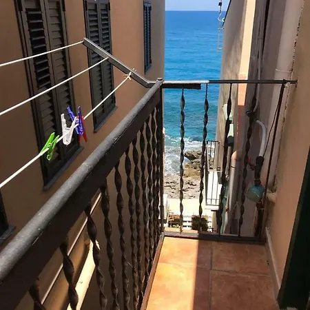 Blue Coral Apartment Guest house