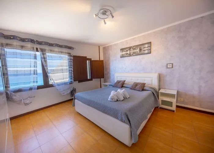 Blue Coral Penzion 4*